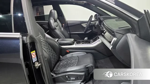 Audi Q8 (4M) 2020 Черный из Кореи, фото 3