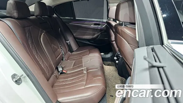 BMW 5 Series (G30) id 2686734 из Кореи 3