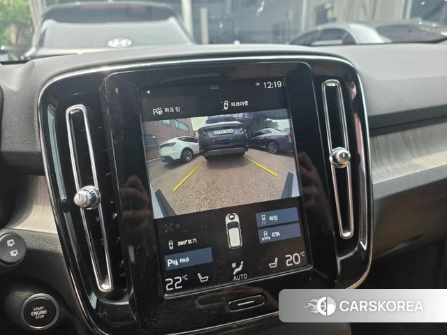 Volvo XC40 2020 Белый из Кореи, фото 3