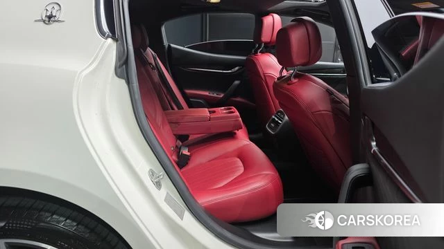 Maserati Ghibli 2019 Белый из Кореи, фото 3