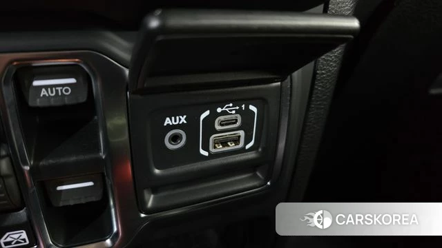 Jeep Wrangler (JL) 2019 Серый из Кореи, фото 3