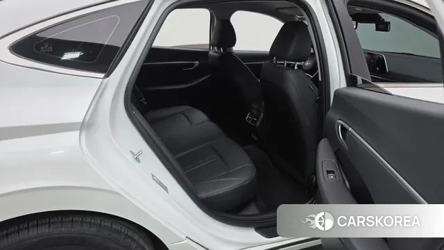 Hyundai Sonata (DN8) 2022 Белый из Кореи, фото 3