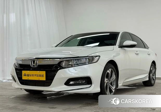 Honda Accord 2019 Белый из Китая, фото 3