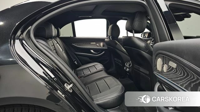 Mercedes-Benz E-Class W213 2022 Черный из Кореи, фото 3