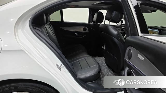 Mercedes-Benz E-Class W213 2019 Белый из Кореи, фото 3