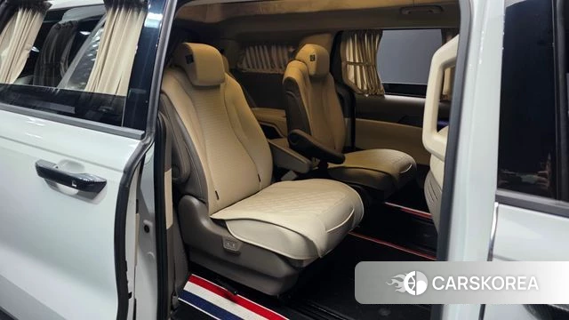 Kia Carnival 4th generation 2023 Белый из Кореи, фото 3