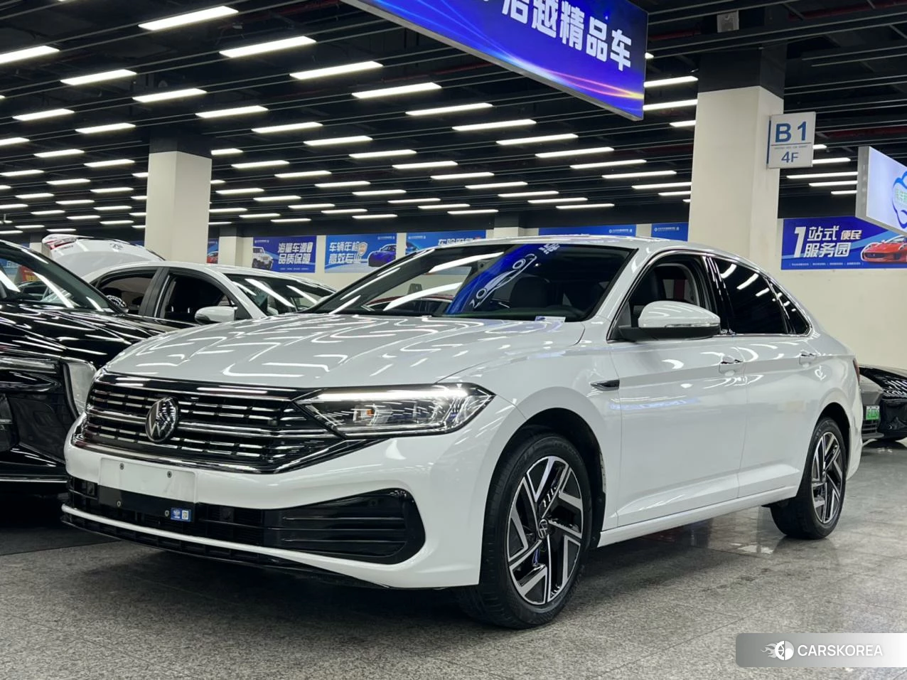 Volkswagen Sagitar 2022 Белый из Китая, фото 3