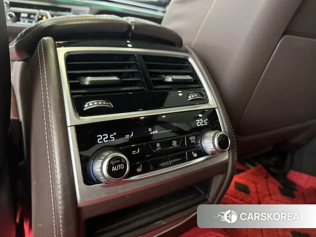 BMW 7 series 2021 Темно-серый из Китая, фото 3