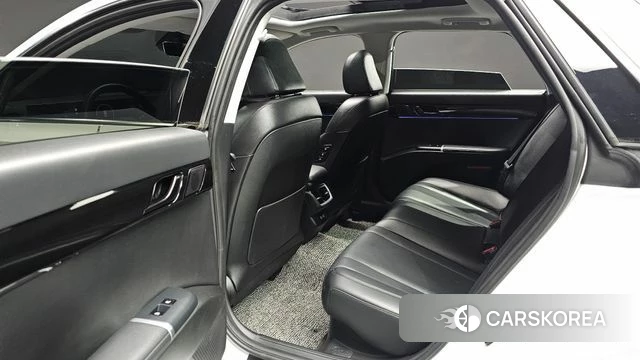 Hyundai Grandeur Hybrid (GN7) 2023 Белый из Кореи, фото 3