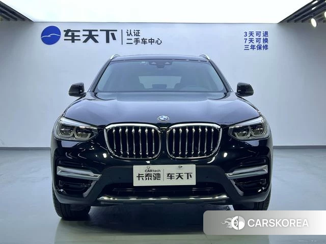 BMW X3 2021 Черный из Китая, фото 3