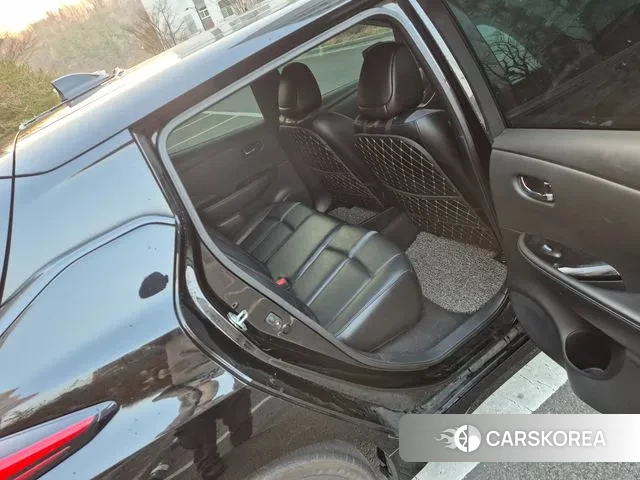 Nissan Leaf (ZE1) 2019 Черный из Кореи, фото 3