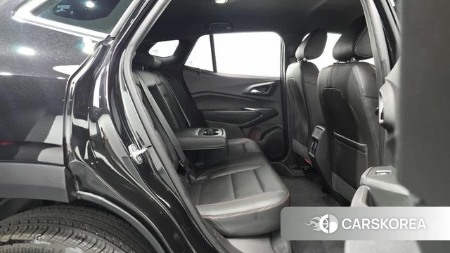 Chevrolet (GM Daewoo) Trax Crossover 2023 Черный из Кореи, фото 3