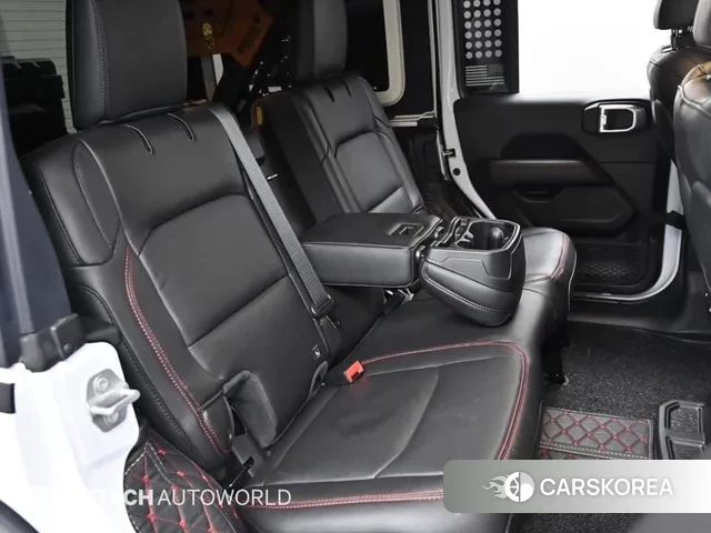 Jeep Wrangler (JL) 2023 Белый из Кореи, фото 3