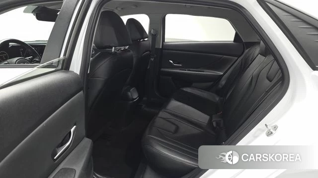 Hyundai Avante (CN7) 2021 Белый из Кореи, фото 3