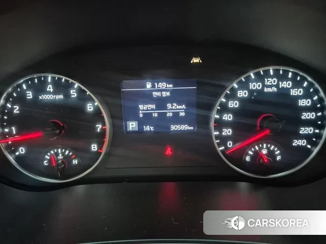 Kia Seltos 2021 Белый двухцветный из Кореи, фото 3