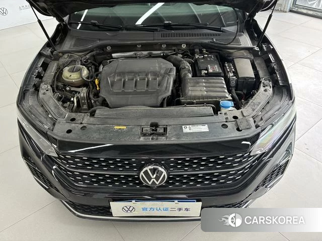 Volkswagen Passat 2022 Черный из Китая, фото 3