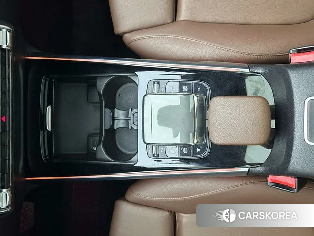 Mercedes-Benz GLB 2021 Темно-серый из Китая, фото 3