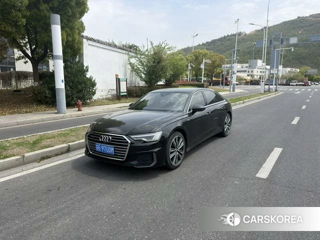 Audi A6L 2021 Черный из Китая, фото 3