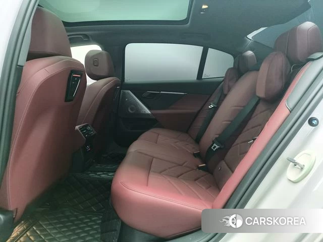 BMW 5 series 2024 Белый из Китая, фото 3