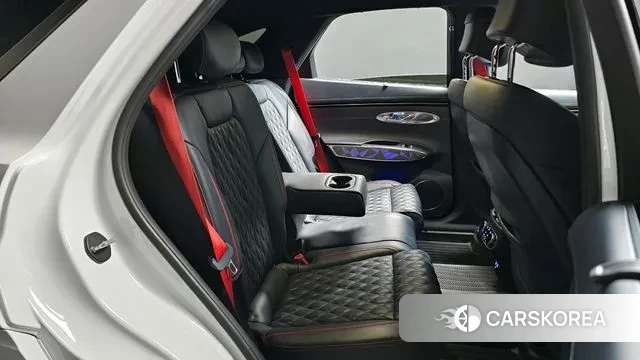 Genesis GV70 2021 Белый из Кореи, фото 3