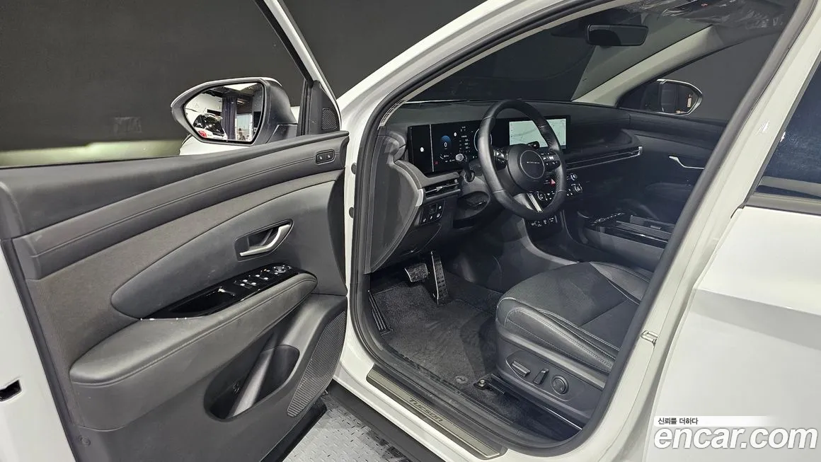 Hyundai The New Tucson (NX4) 2024 Белый из Кореи, фото 3