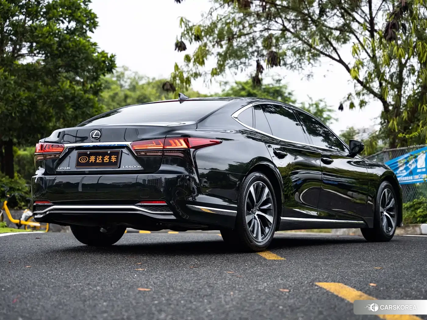 Lexus LS 2023 Черный из Китая, фото 3