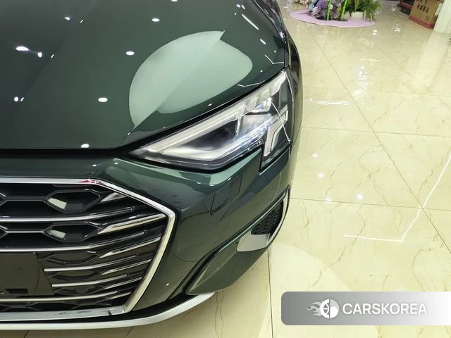 Audi A3 2023 Зеленый из Китая, фото 3