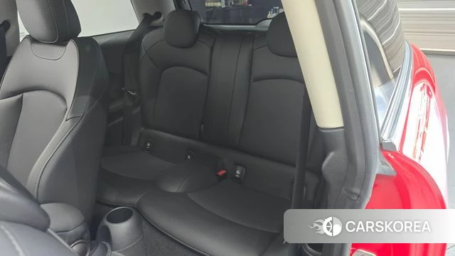 Mini Cooper 2022 Красный из Кореи, фото 3
