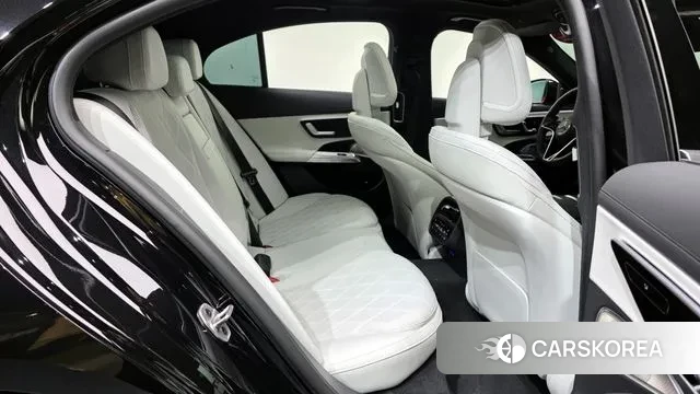 Mercedes-Benz E-Class W214 2025 Черный из Кореи, фото 3