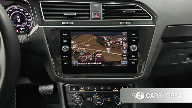 Volkswagen Tiguan second Generation 2018 Серый из Кореи, фото 3