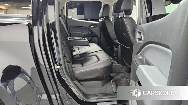 Chevrolet (GM Daewoo) Real New Colorado 2022 Черный из Кореи, фото 3