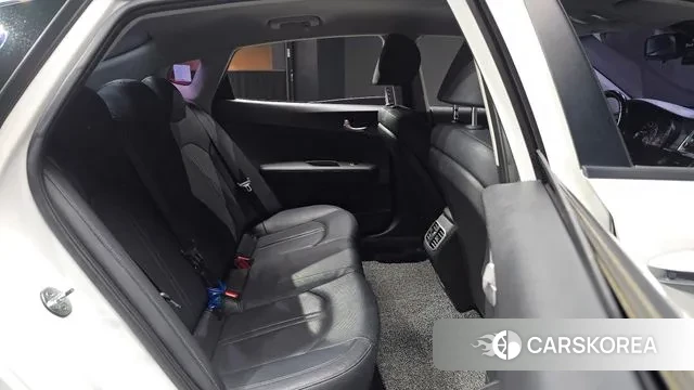 Kia The New K5 2nd generation 2018 Белый из Кореи, фото 3