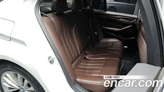 BMW 5 Series (G30) 2018 Белый из Кореи, фото 3