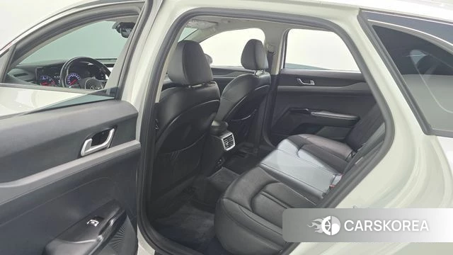 Kia K5 3rd generation 2021 Белый из Кореи, фото 3