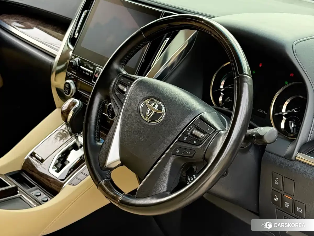 Toyota Elfa 2025 Белый из Китая, фото 3