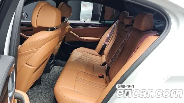 BMW 5 Series (G30) id 2713112 из Кореи 3