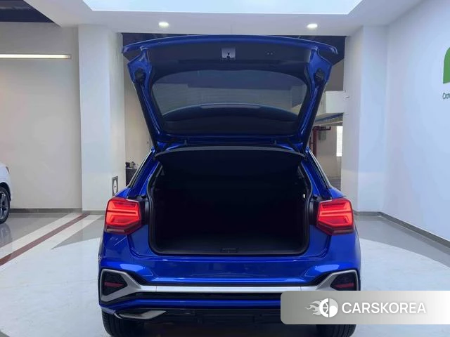 Audi Q2L 2021 Синий из Китая, фото 3
