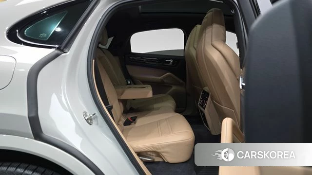 Porsche Cayenne (PO536) 2021 Серебристо-серый из Кореи, фото 3