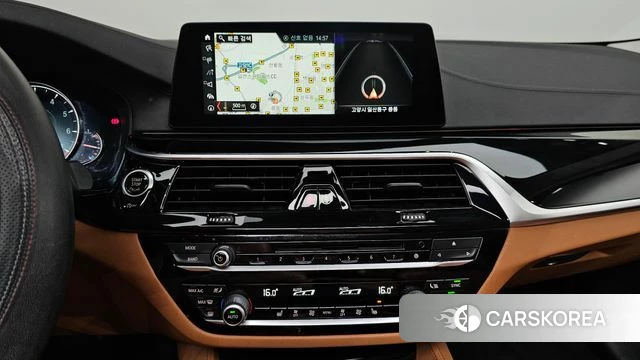 BMW 5 Series (G30) 2018 Синий из Кореи, фото 3