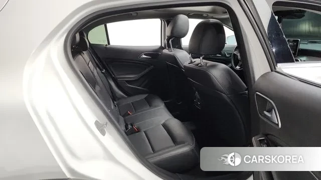 Mercedes-Benz GLA-Class X156 2019 Белый из Кореи, фото 3