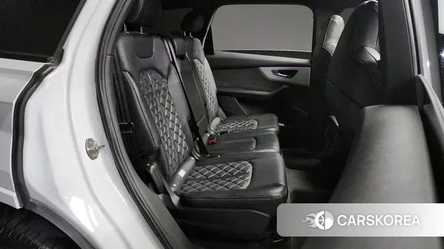 Audi Q7 (4M) 2022 Белый из Кореи, фото 3