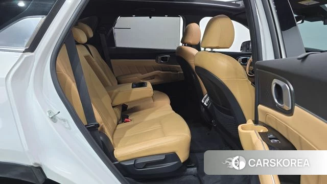 Kia Sorento 4th Generation 2023 Белый из Кореи, фото 3