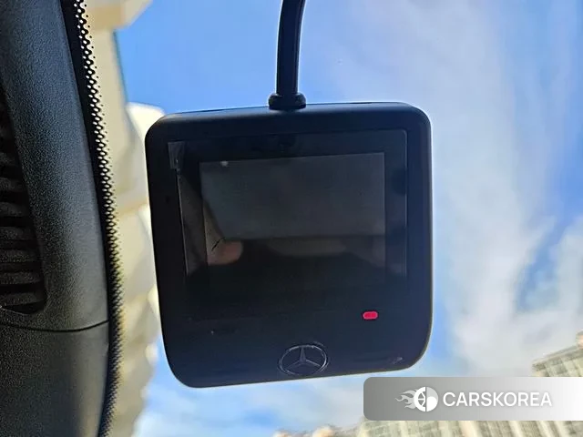 Mercedes-Benz E-Class W214 2024 Белый из Кореи, фото 3