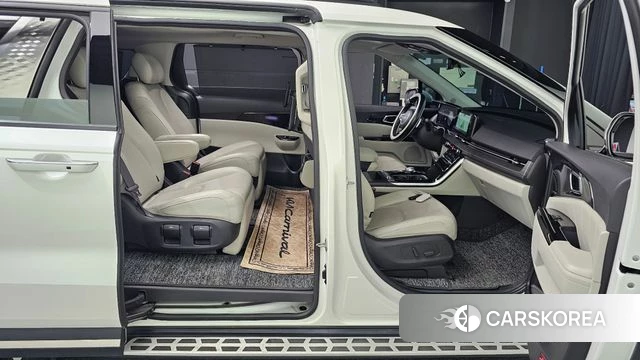 Kia Carnival 4th generation 2023 Белый из Кореи, фото 3