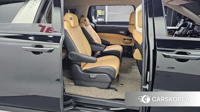 Kia Carnival 4th generation 2022 Черный из Кореи, фото 3