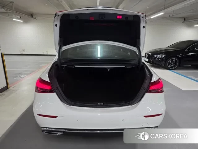 Mercedes-Benz E-Class W213 2020 Белый из Кореи, фото 3