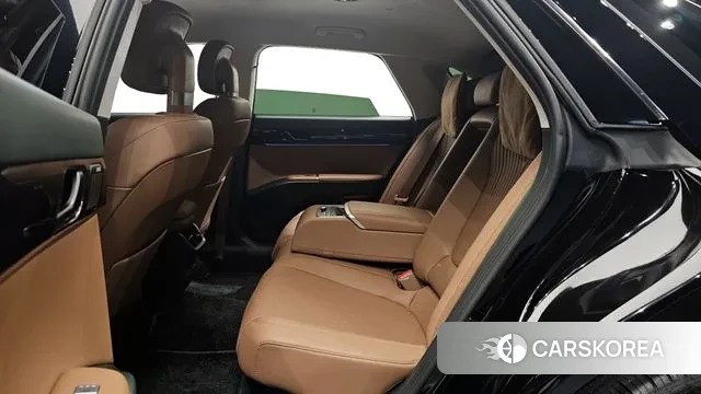 Hyundai Grandeur Hybrid (GN7) 2023 Черный из Кореи, фото 3