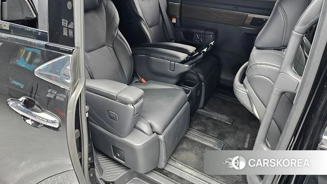 Toyota Alphard 4th Generation 2025 Черный из Кореи, фото 3
