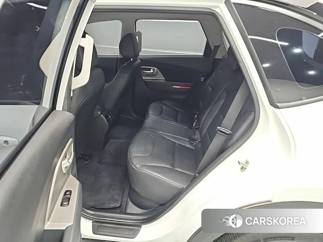 Kia Niro Plus 2022 Белый из Кореи, фото 3