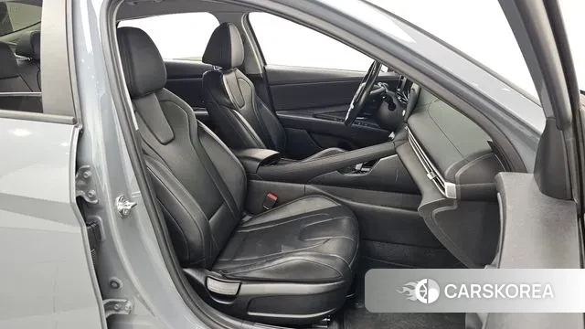 Hyundai Avante Hybrid (CN7) 2020 Серебристо-серый из Кореи, фото 3